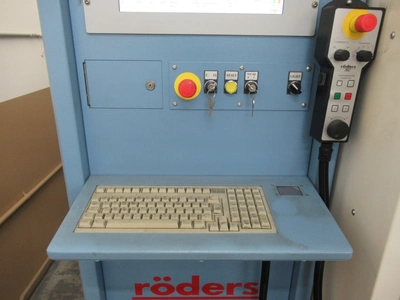 Used ROEDERS RFM 600 Vertical Machining Centers Minnesota US | Machinesused.com #1503507
