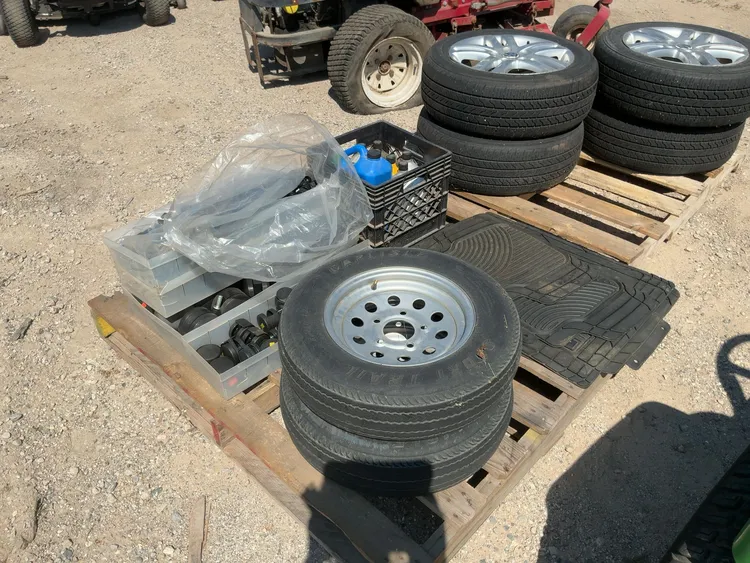 Used _UNKNOWN_ _UNKNOWN_ Wheels & Tires Michigan US | Miedema Asset Management Group #1324064