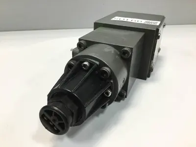 USED MANNESMANN REXROTH 4WRE10EA641224Z4M468