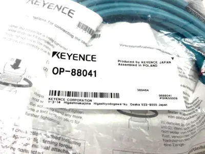 NEW KEYENCE RIGHT ANGLE MONITOR CABLE, NFPA79 COMPLIANT, 10M
