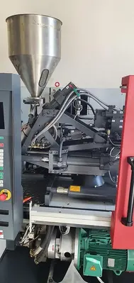 Used 1995 FERROMATIK MILACRON K40 Injection Molding Machines CZ | Amaron s.r.o. #1064684