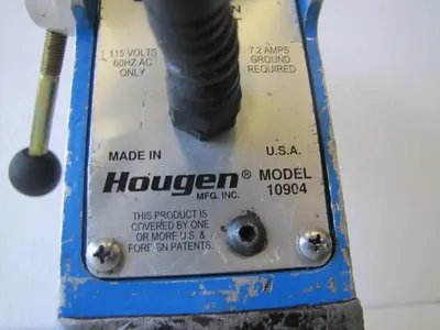 Hougen Rotabroach 10904 Mag Portable Magnetic Drill Press With Extra Bits 115V