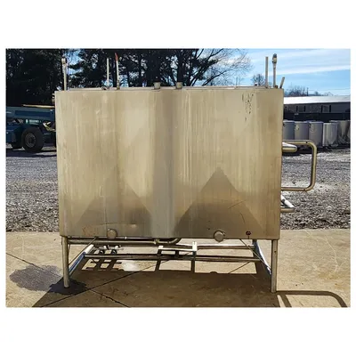 Used Dual Chamber Stainless Steel Liquid Holding Tank - 670 Gallon Cap.