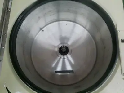 Beckman Coulter J6-MC High-Capacity Refrigerated Floor Centrifuge w/ Rotor
