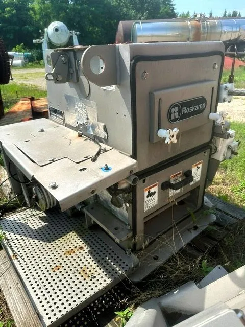 Used ROSKAMP TRC900-18 Roller Mills New Jersey US | Perry Equipment #118312