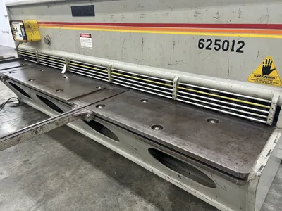 Used 1996 ACCURSHEAR 625012 Power Squaring Shears (Inch) Georgia US | The Equipment Hub #1540708