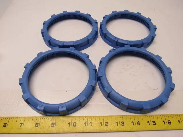Thomas Betts Red Dot 232, 4-1/2 105D Plastic Conduit Bushing Box of 4