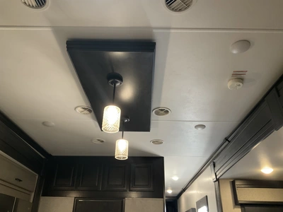 Used 2021 HIGHLAND RIDGE MESA RIDGE Campers, Caravans, Motorhomes Michigan US | Miedema Asset Management Group #1579962
