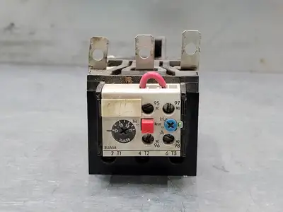 USED SIEMENS 3UA58 00-8A