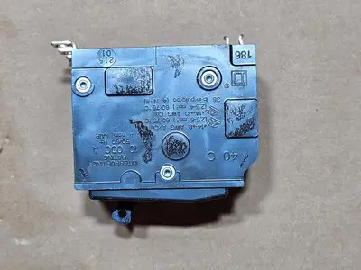 USED SQUARE D QOB320