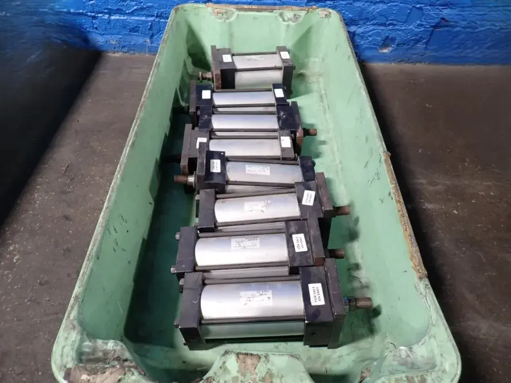 Numatics Cylinders