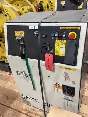 Used 2013 FANUC M900IA/400L Robots Michigan US | Aucto #1306810