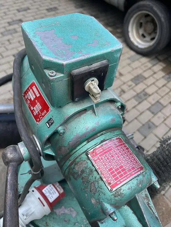 Used SUHNER ROTOFERA Belt Grinders Including Sanders CZ | Amaron s.r.o. #1172016
