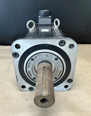 NEW Yaskawa SGMGH-55QCB-YA11