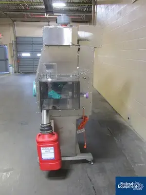 USED Containment Technolgies Group Containment Technologies Group Glovebox