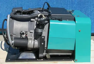 Onan Commercial 6500 Watt RV Gasoline Generator 120/240V Output 1784 Hours