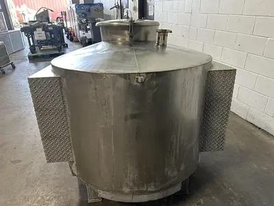 USED MANWAYS CM-4.20