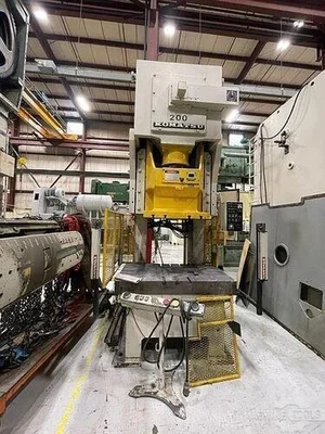 USED 1986 KOMATSU PRESS OBS 200-2