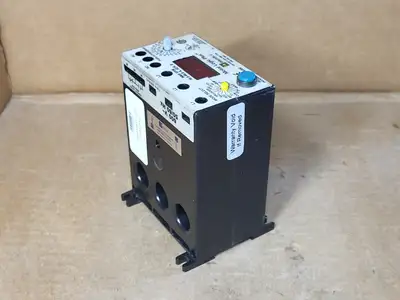 NEW SQUARE D 9065 SP26