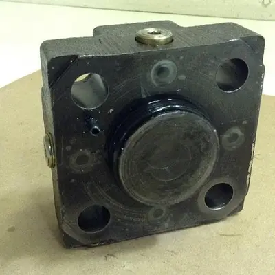USED VICKERS CVC25D3B2910