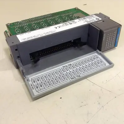 USED ALLEN BRADLEY 1746-OV32 SER C