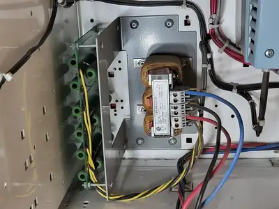 Used EATON SVX002A1-5A4N1 Switchgears British Columbia CA | Lenmark #240178