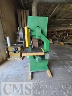 USED 1994 WOODTECH BANDSAW