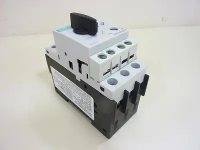 USED SIEMENS 3RV1021-0FA10