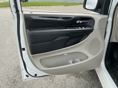 Used 2015 CHRYSLER TOWN & COUNTRY Vans Michigan US | Miedema Asset Management Group #1489474