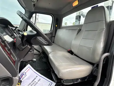 Used 2019 FREIGHTLINER M2 106 Tractors & Trailers Florida US | Truck and Van Outlet #1506263