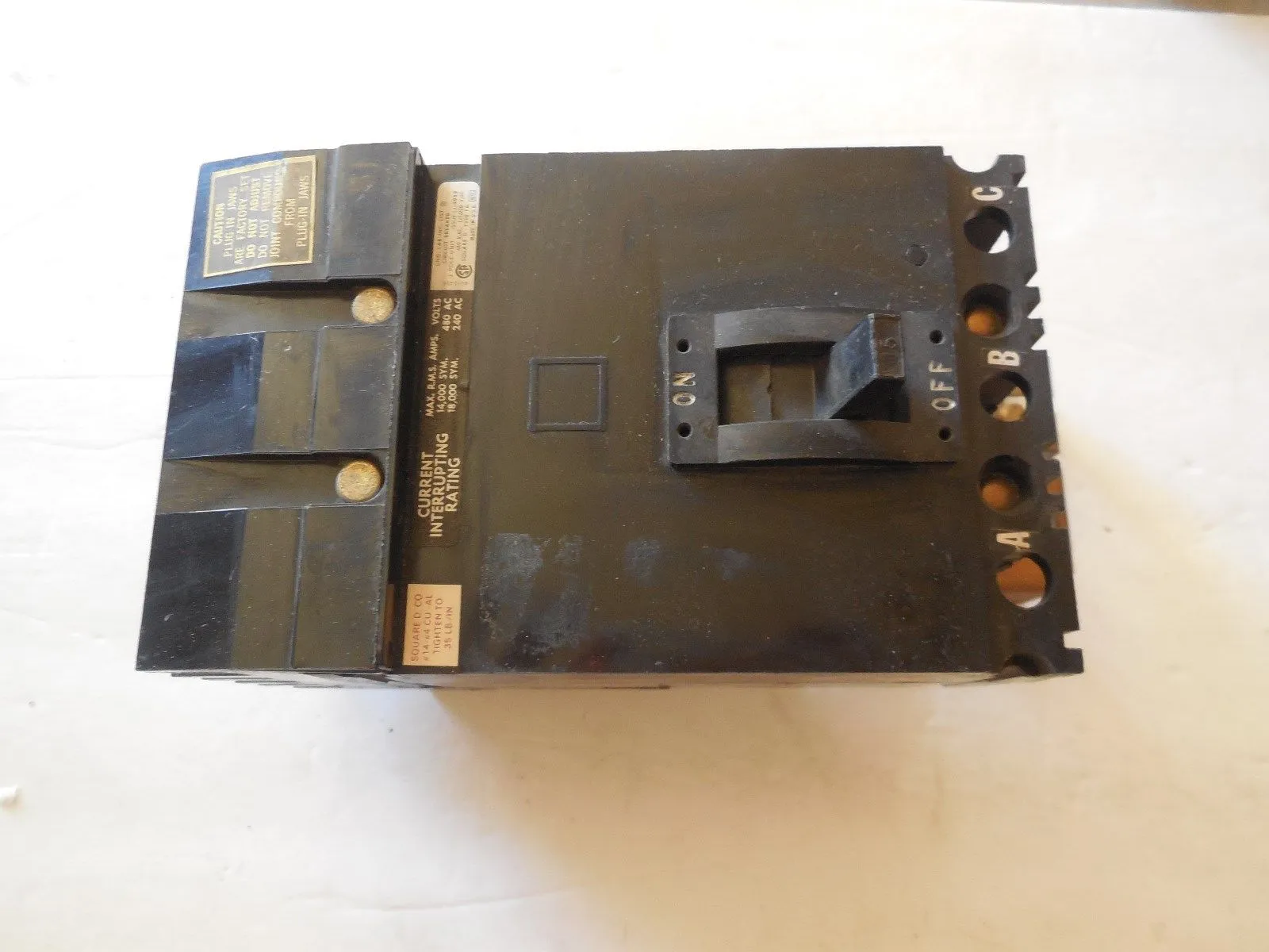 SQUARE D FA-34015 CIRCUIT BREAKER FA34015