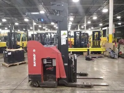USED 2015 RAYMOND 770 DR32TT