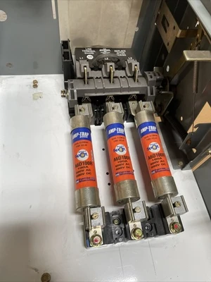 USED Allen Bradley 2112B-DDBD-4G-26J-47-79UL-106-107-9000008