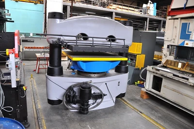 USED SVIT 1000 TON HEATED PRESS