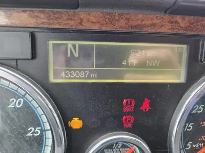 USED 2016 FREIGHTLINER CASCADIA 125