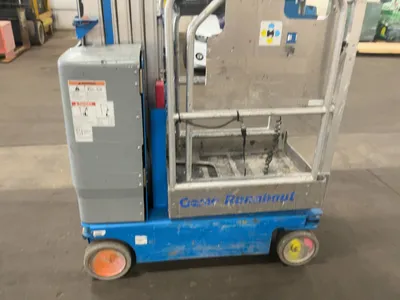 Used 2017 GENIE GR-20 RUNABOUT Vertical Mast Lifts Michigan US | Miedema Asset Management Group #1406881