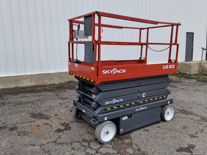 USED 2015 Skyjack SJ4632