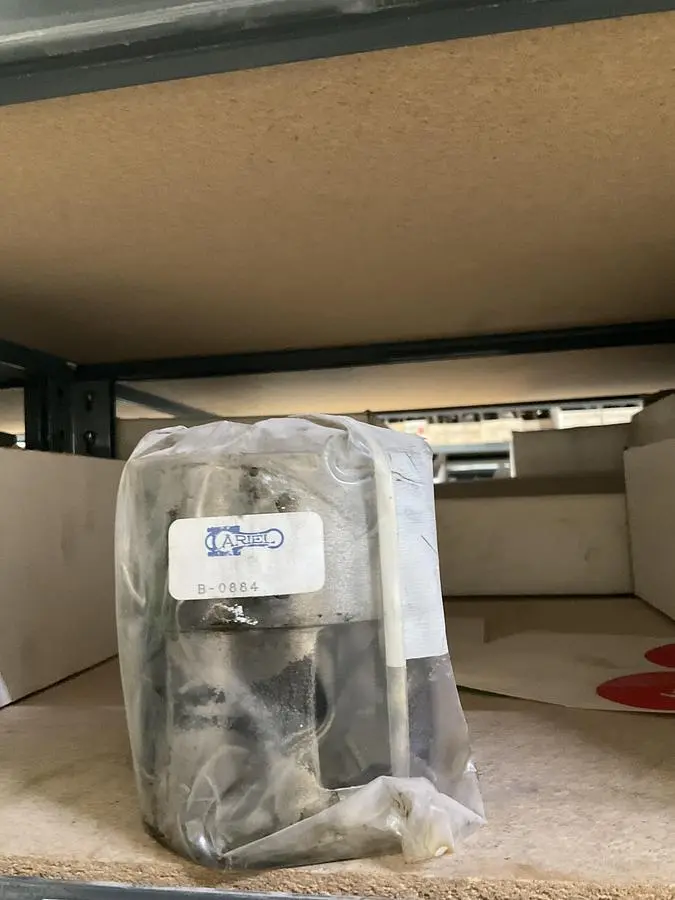 USED ARIEL B-0884