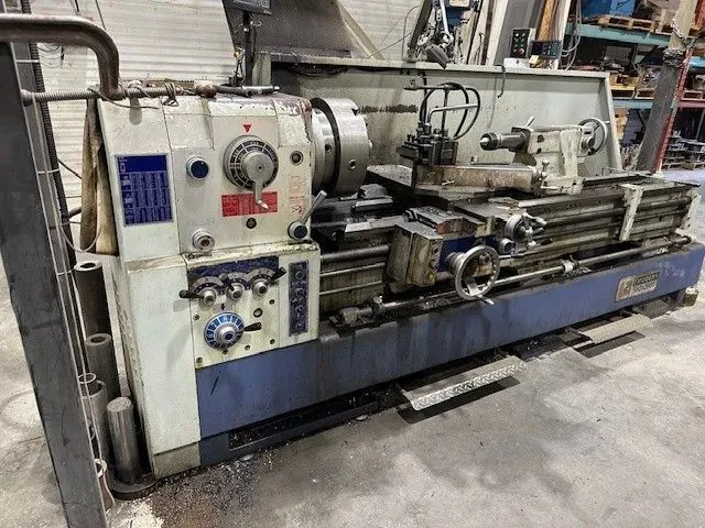 Used 2004 MODERN LA560 Engine Lathes Alberta CA | Merchant Machine Tools Inc #1324423