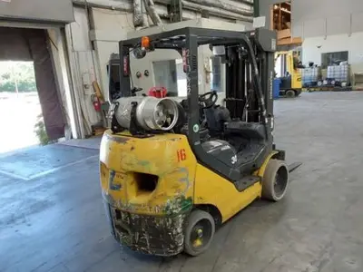 USED 2019 KOMATSU FG30SHT-16