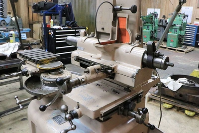 USED 1990 O.K. Tool R6, NEW 1990, WITH WORKHEAD,