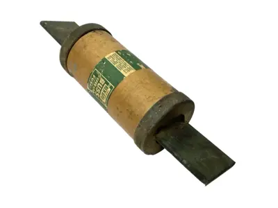 USED BUSSMANN BUSS SUPER-LAG RENEWABLE FUSE 250V 600A