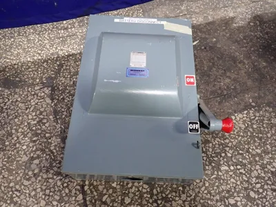 Used WESTINGHOUSE CAU 365 Switchgears Ohio US | HGR 24 #941795