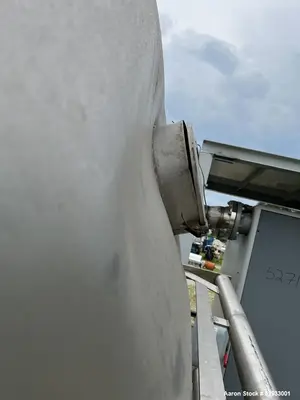 Used Crepaco 3500-Gallon Stainless Steel Tank – Vertical for Sale