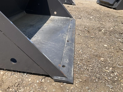 New old stock Paladin 36” smooth bucket for a mini skid steer, welded on cutting edge, mini skid ste...