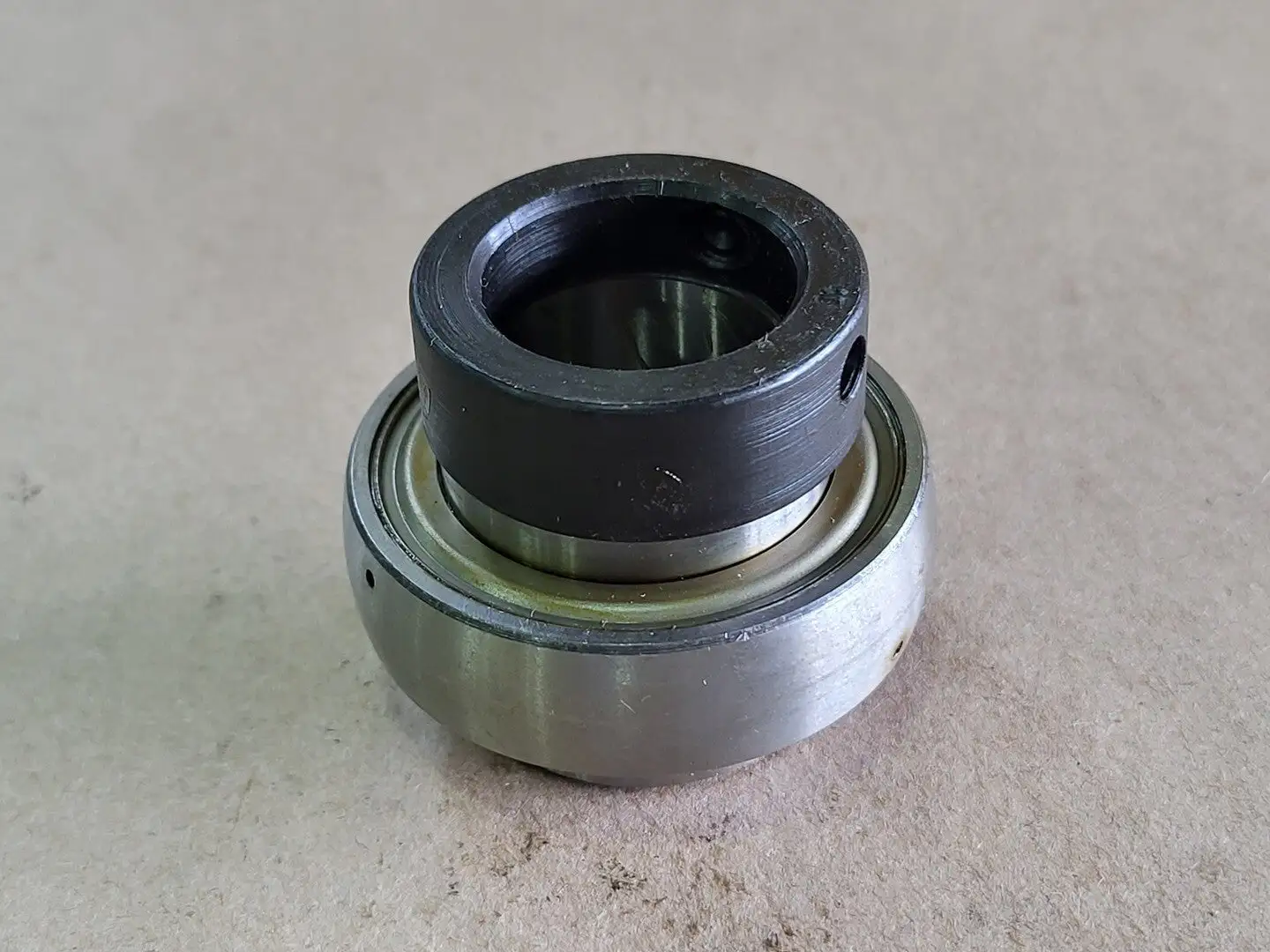 NEW SKF YEL-205-100