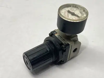 NAR2000-N01-1 | SMC  Pneumatic Modular Regulator 1/8" NPT - Used