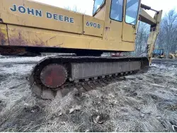 Used JOHN DEERE 690B Crawler Excavators Pennsylvania US | Iron Exchange Equipment Solutions #1353846