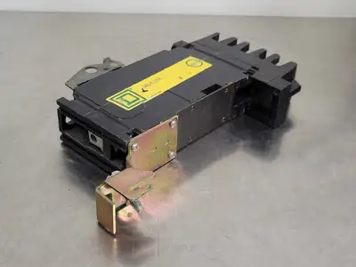 USED SQUARE D FA14020A