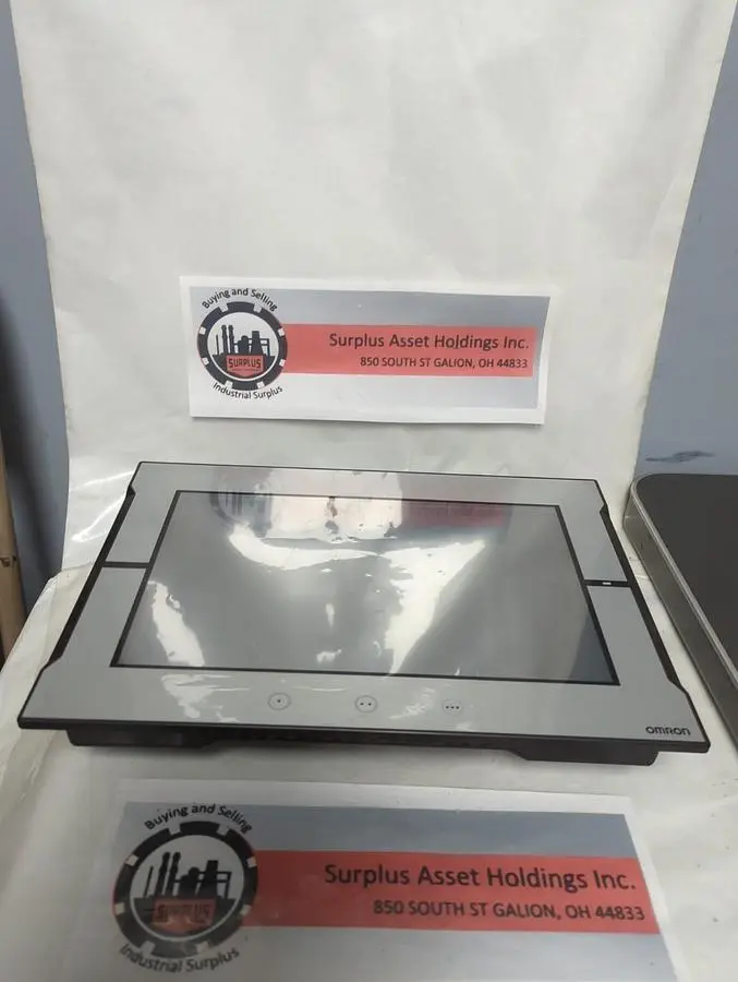 Used OMRON NA5-12W101S Industrial Controls Ohio US | Surplus Asset Holdings #1399640